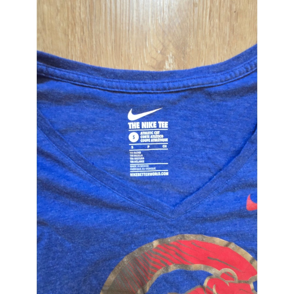 Nike Chicago Cubs Womens V-Neck T-Shirt Blue Heather Tri-Blend Graphic Tee Small - Picture 3 of 4